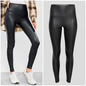 Aritzia Wilfred Free Daria Pant High Waist Vegan Leather Leggings Black